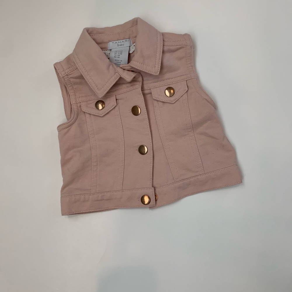 Tahari Baby vest
